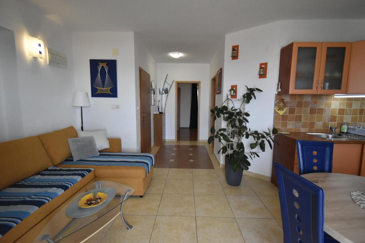 טרוגיר Apartments Jasna מראה חיצוני תמונה