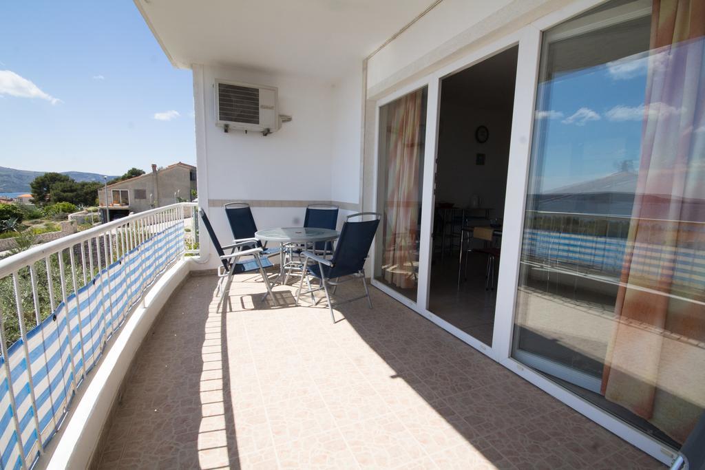 טרוגיר Apartments Jasna מראה חיצוני תמונה
