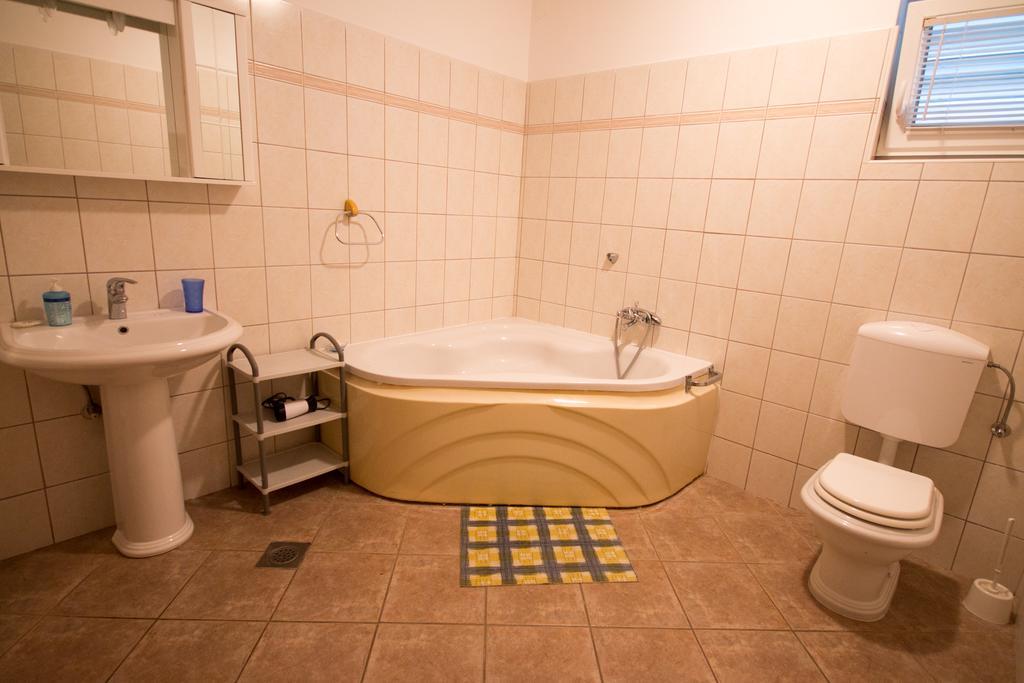 טרוגיר Apartments Jasna מראה חיצוני תמונה